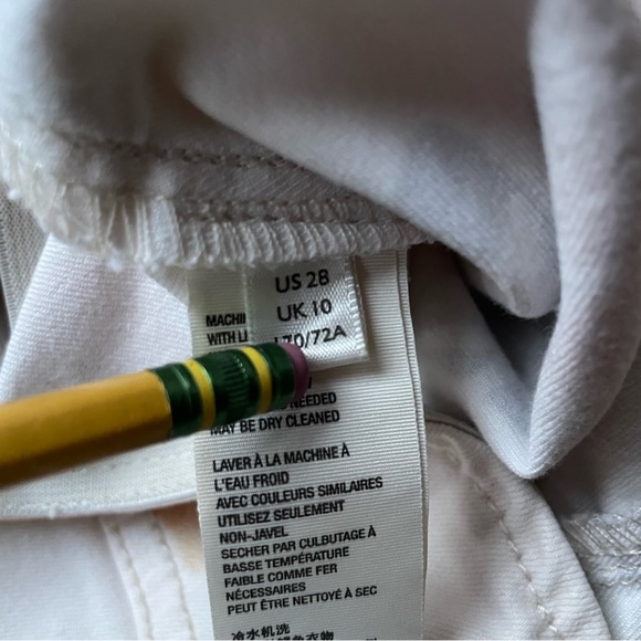 We The Free Penny Pull-On Printed Flare Jeans Floral Good Vibes Combo sz 28 - Picture 9 of 16